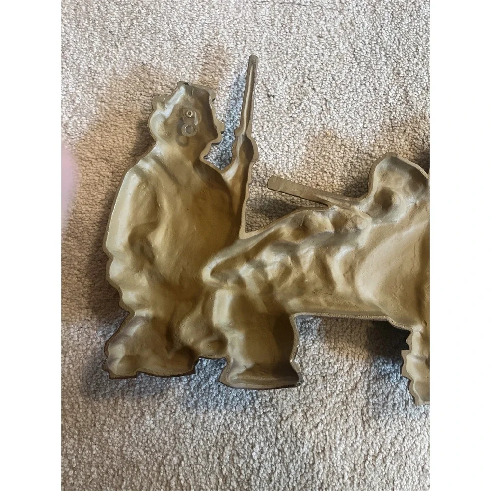 Vge 1971 SEXTON Wall Art Hanging Number 792 Man Shooting Pool Cast Iron Metal